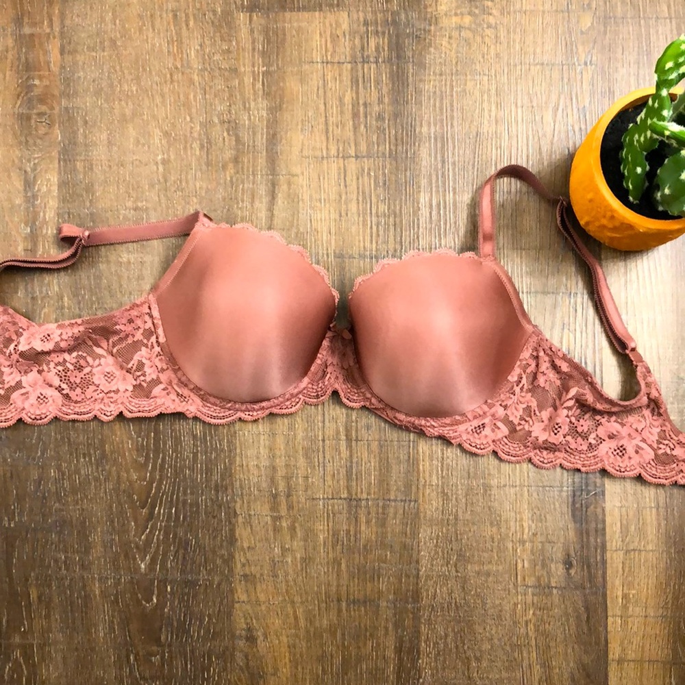 Victoria’s Secret bra
